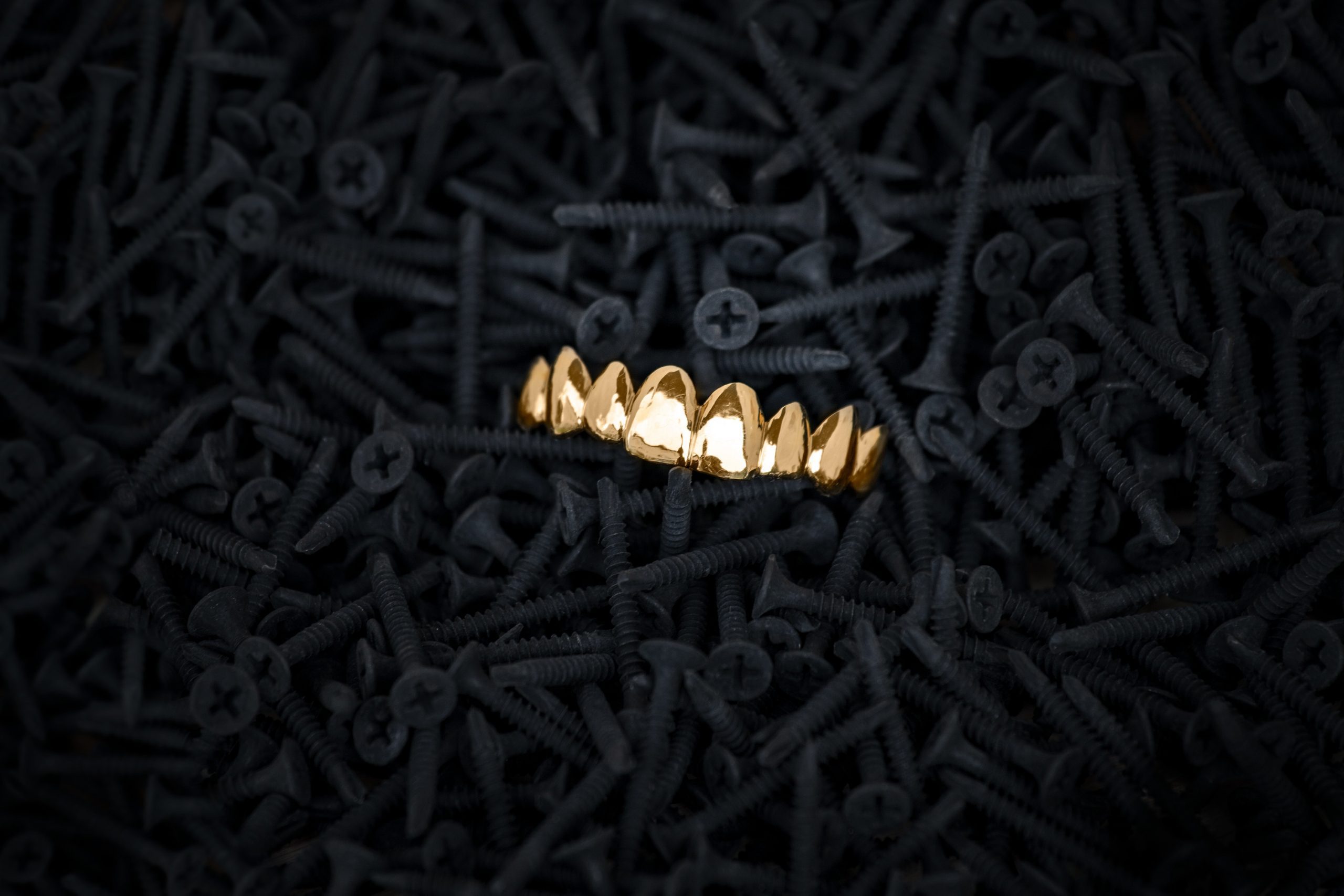 Goldbeisser - Grillz Shop - Smilez and Shine - Berlin Jewelery